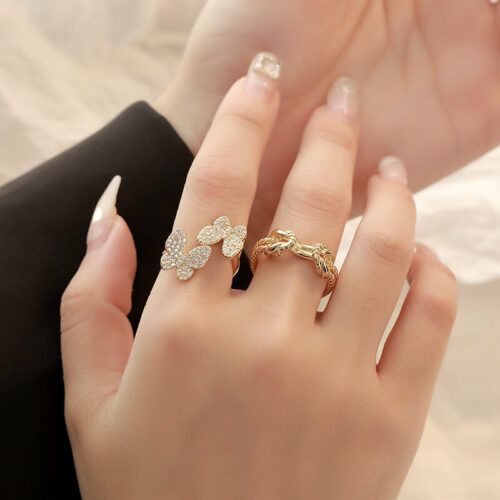 Double butterfly ring