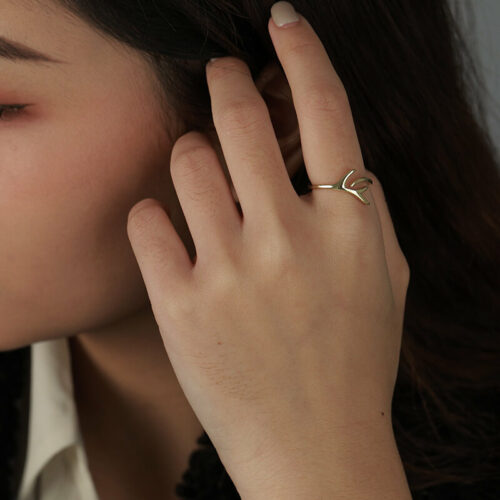 Simple ring design for girl