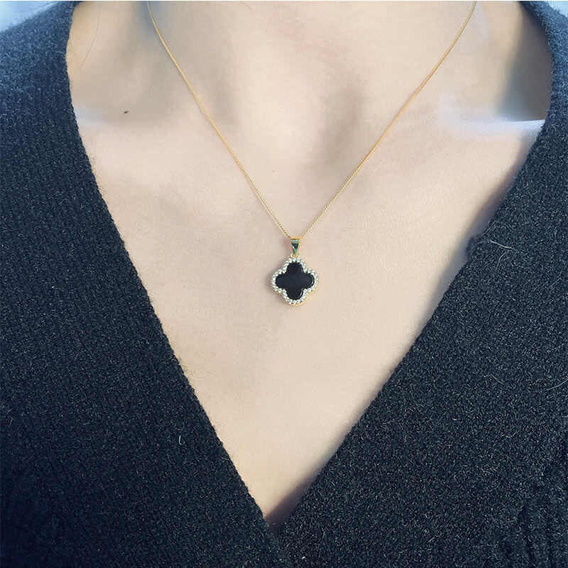 Black Clover Necklace With Zircons Onyx Four Leaf Necklace 